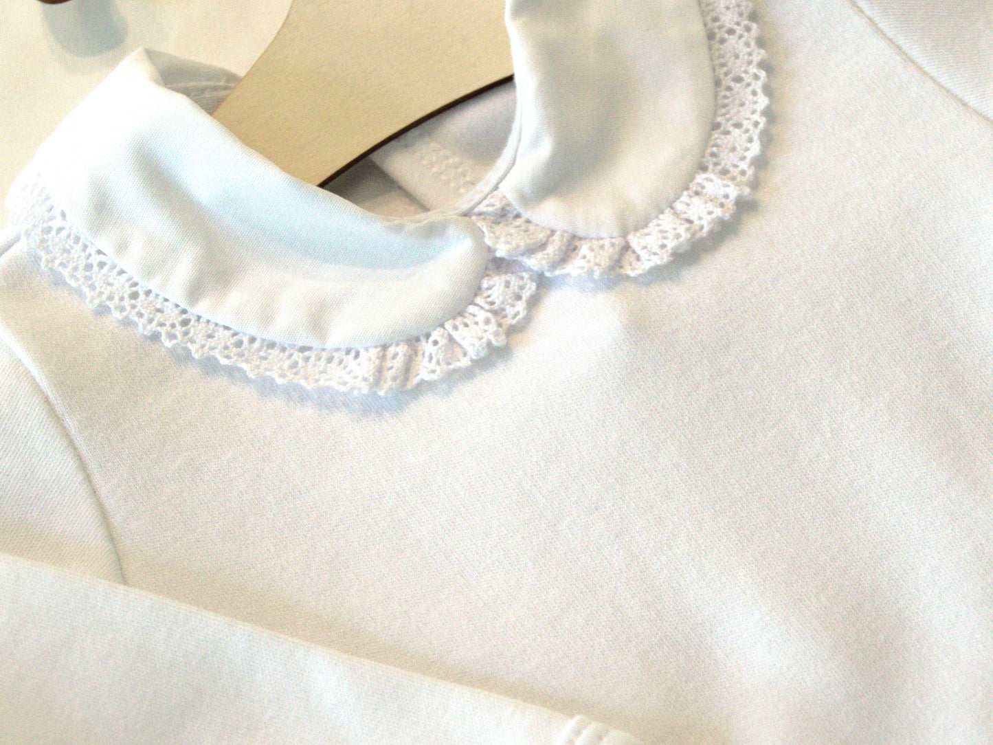 Meadow Maternity Kit with Lace Collar