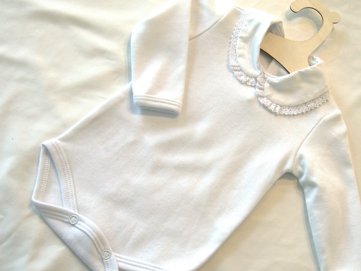 Meadow Maternity Kit with Lace Collar