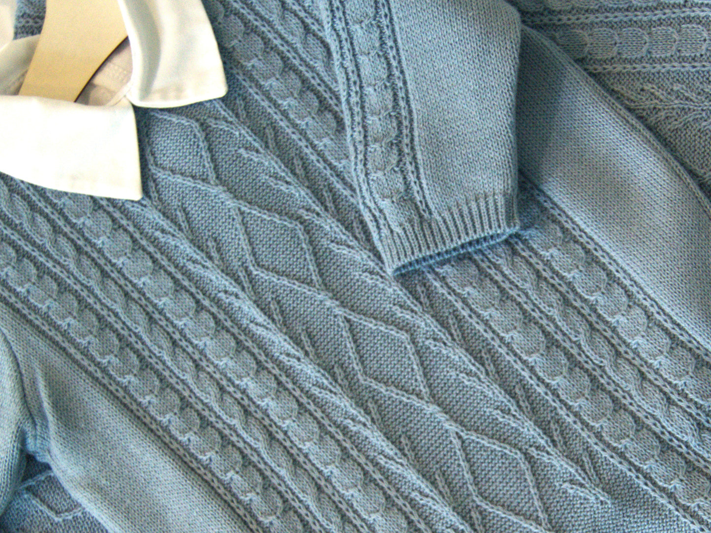 Meadow Maternity Kit with Triangle Collar
