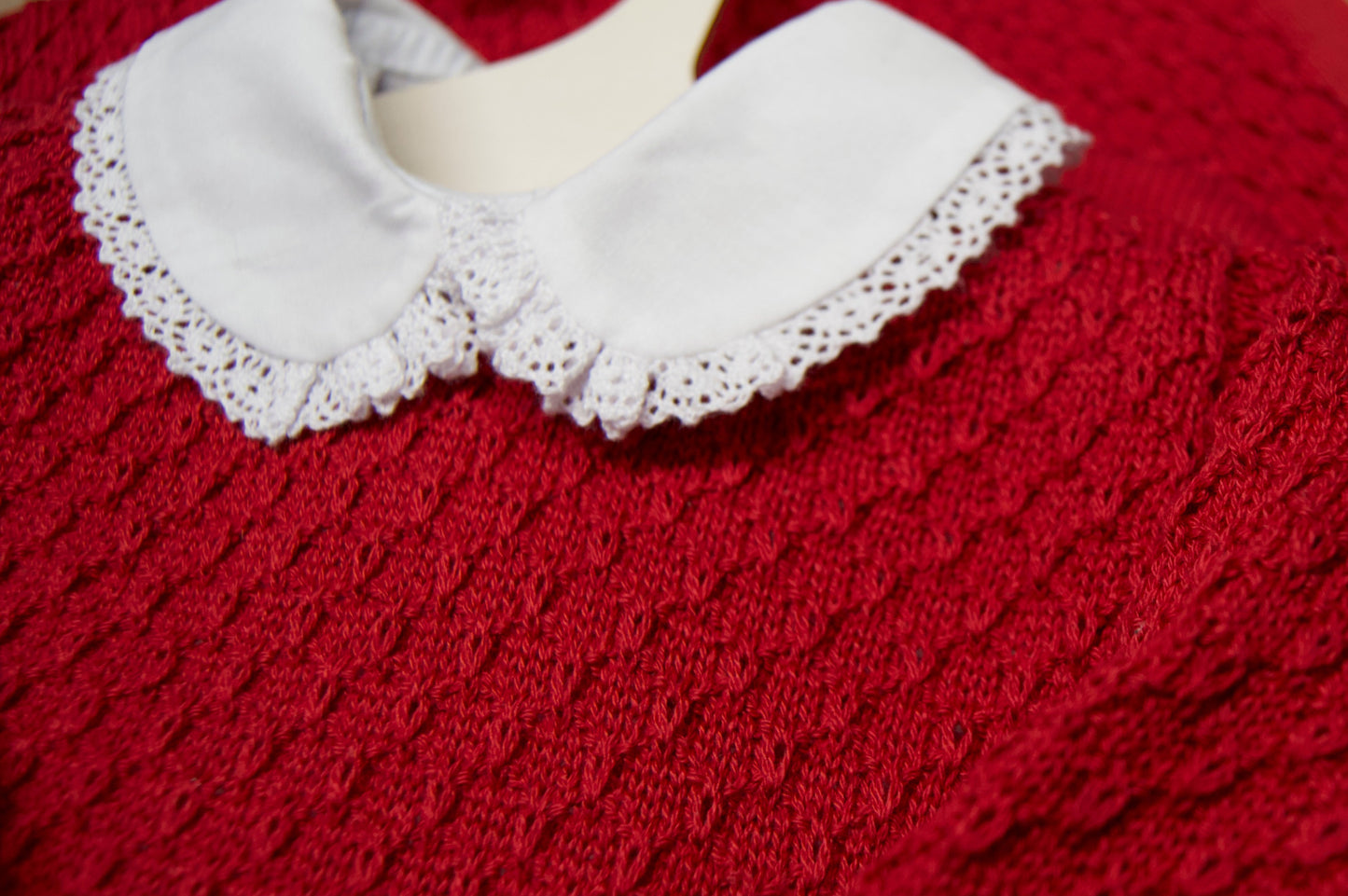 Gallop Maternity Kit with Lace Collar